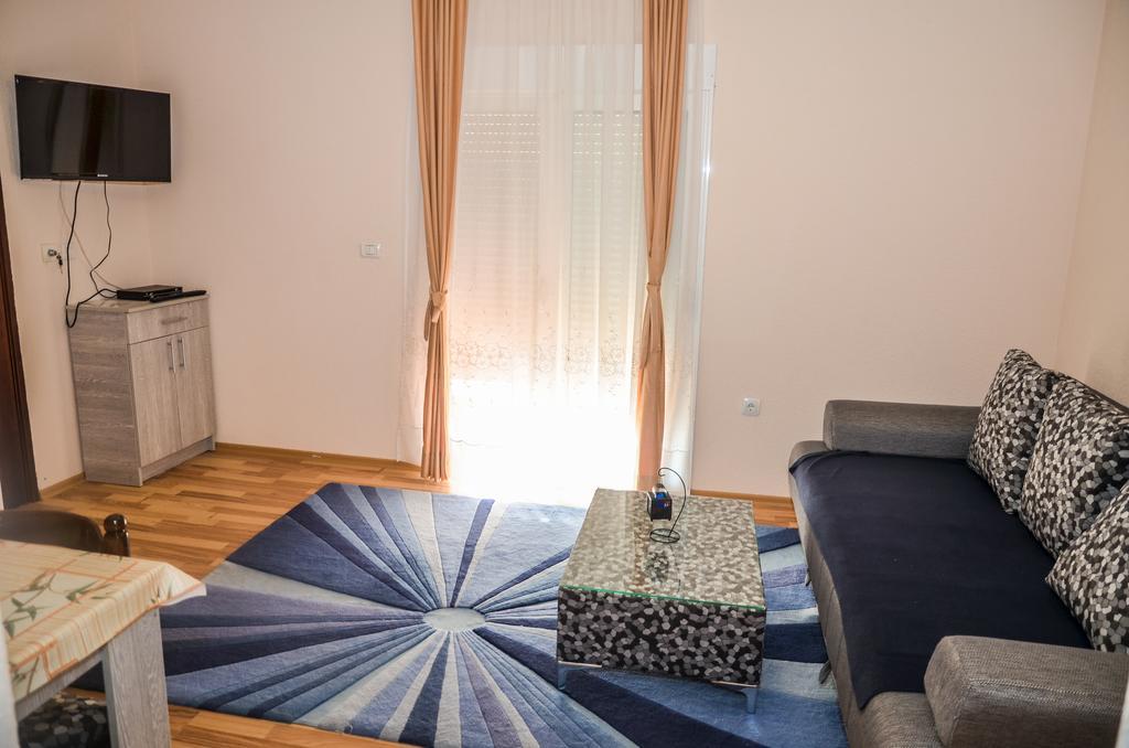 Apartments Paradise Ulcinj Buitenkant foto