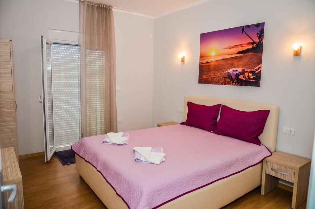 Apartments Paradise Ulcinj Buitenkant foto