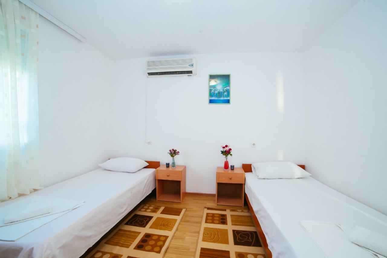 Apartments Paradise Ulcinj Buitenkant foto